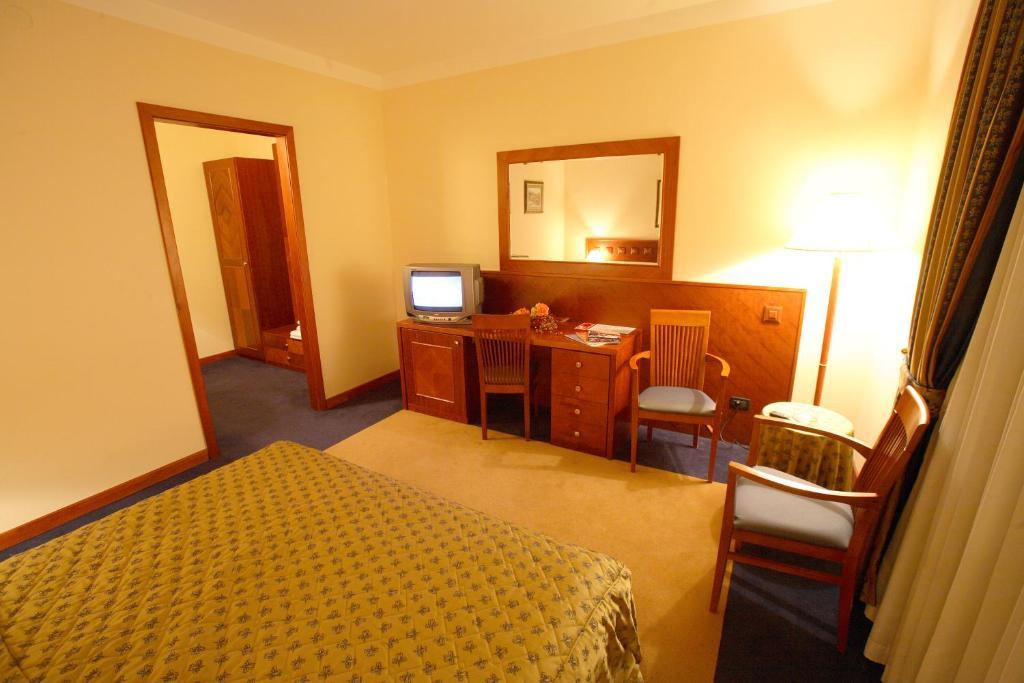 Hotel Dinara Livno Room photo