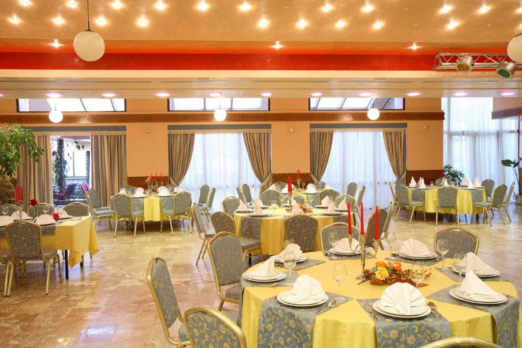 Hotel Dinara Livno Exterior photo